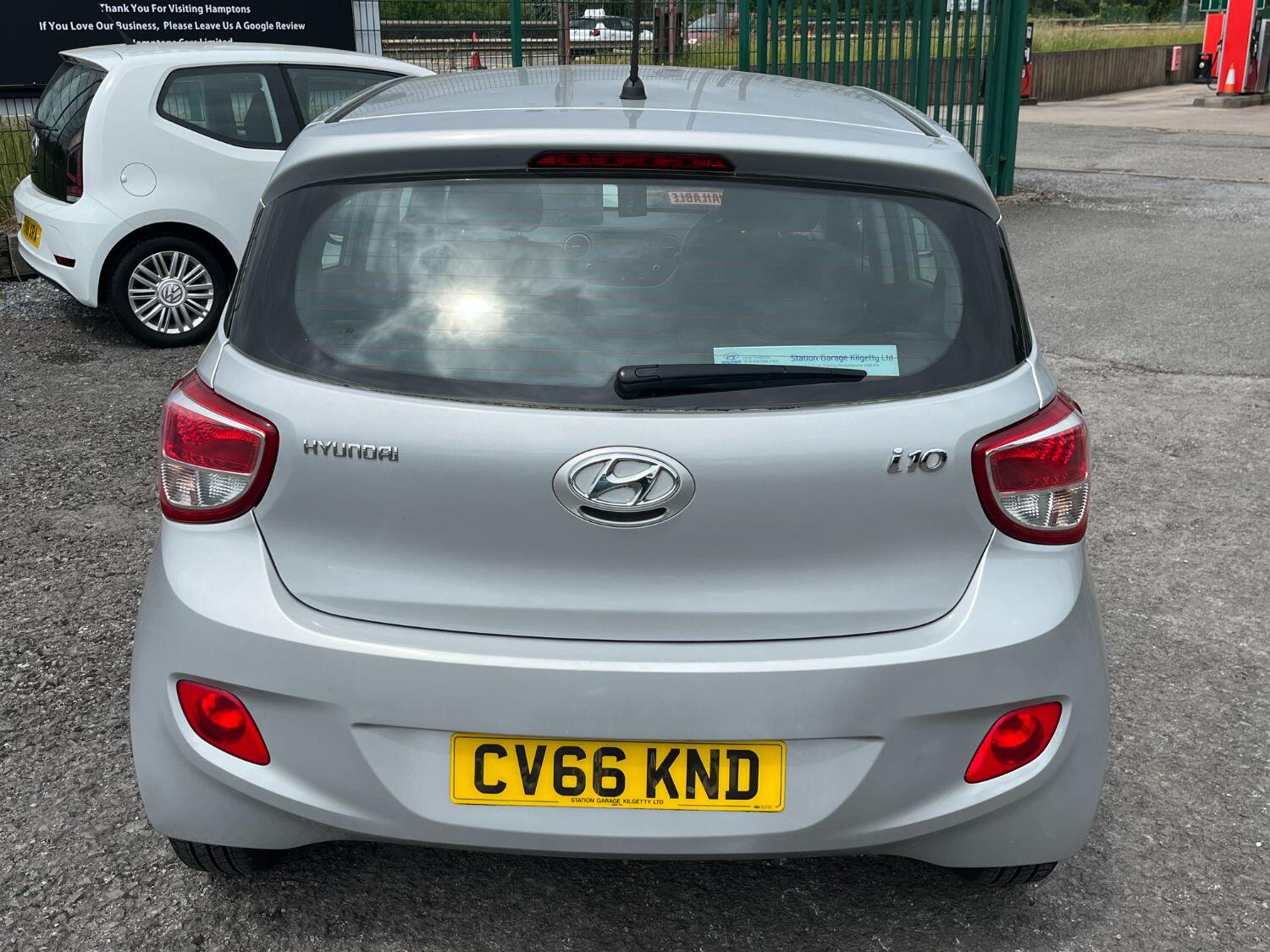Hyundai i10