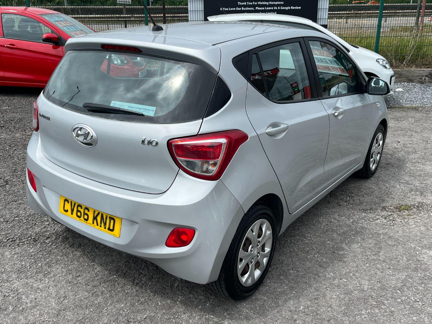 Hyundai i10
