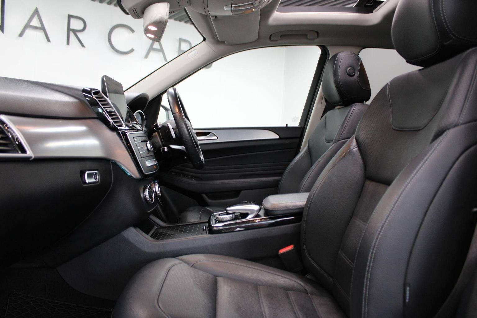 Mercedes Benz GLE-CLASS