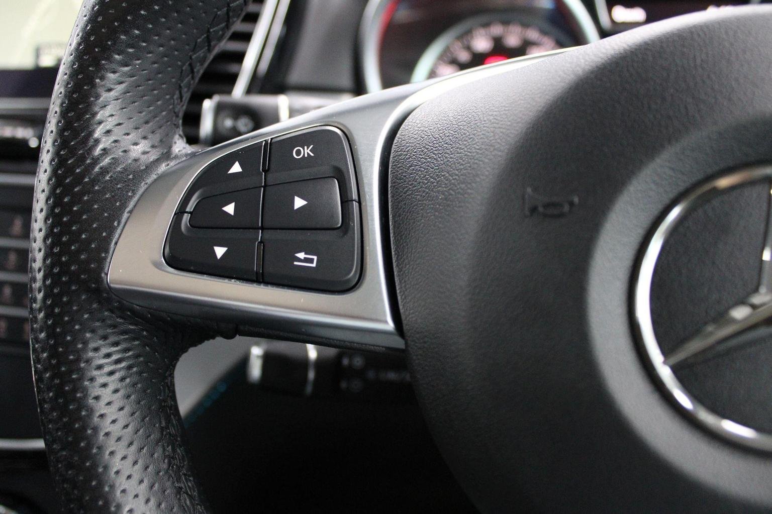 Mercedes Benz GLE-CLASS