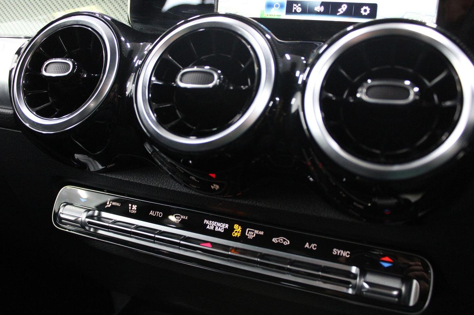 Mercedes Benz Glb