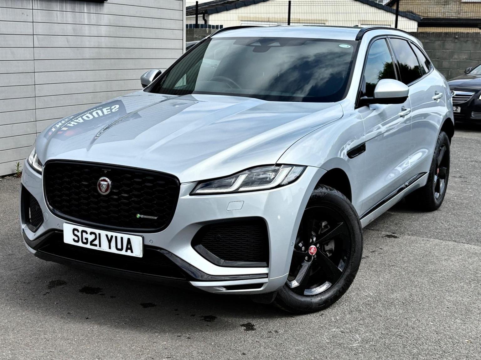 Jaguar F Pace