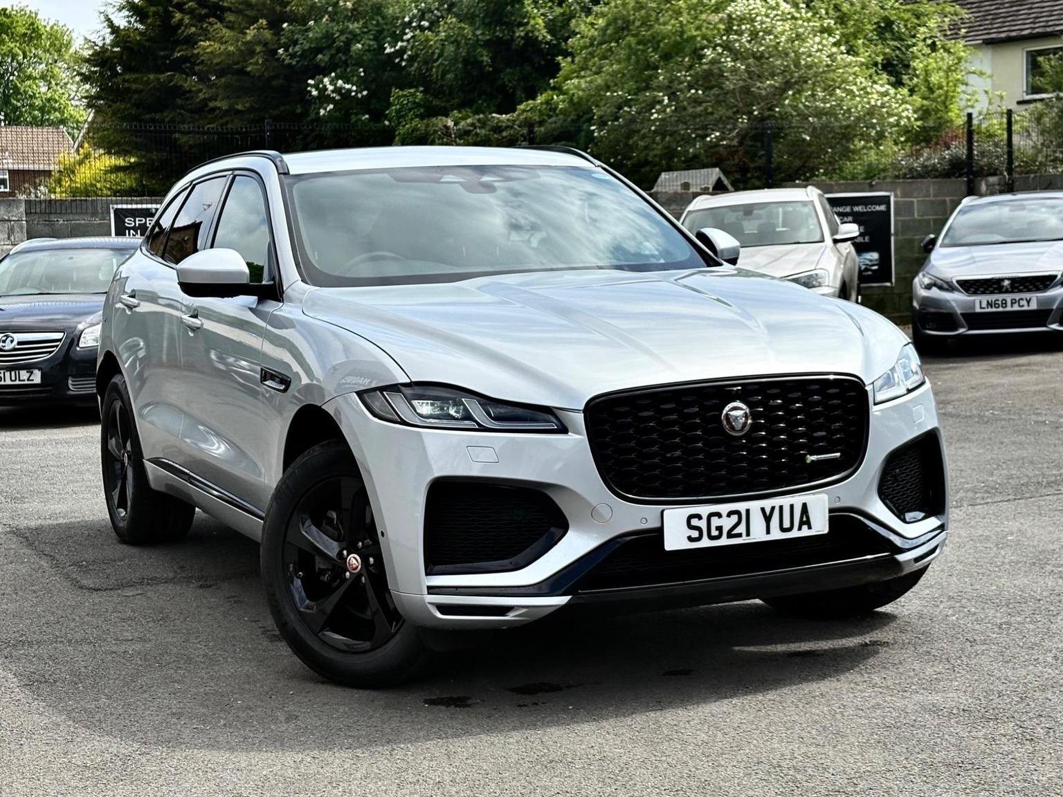 Jaguar F Pace