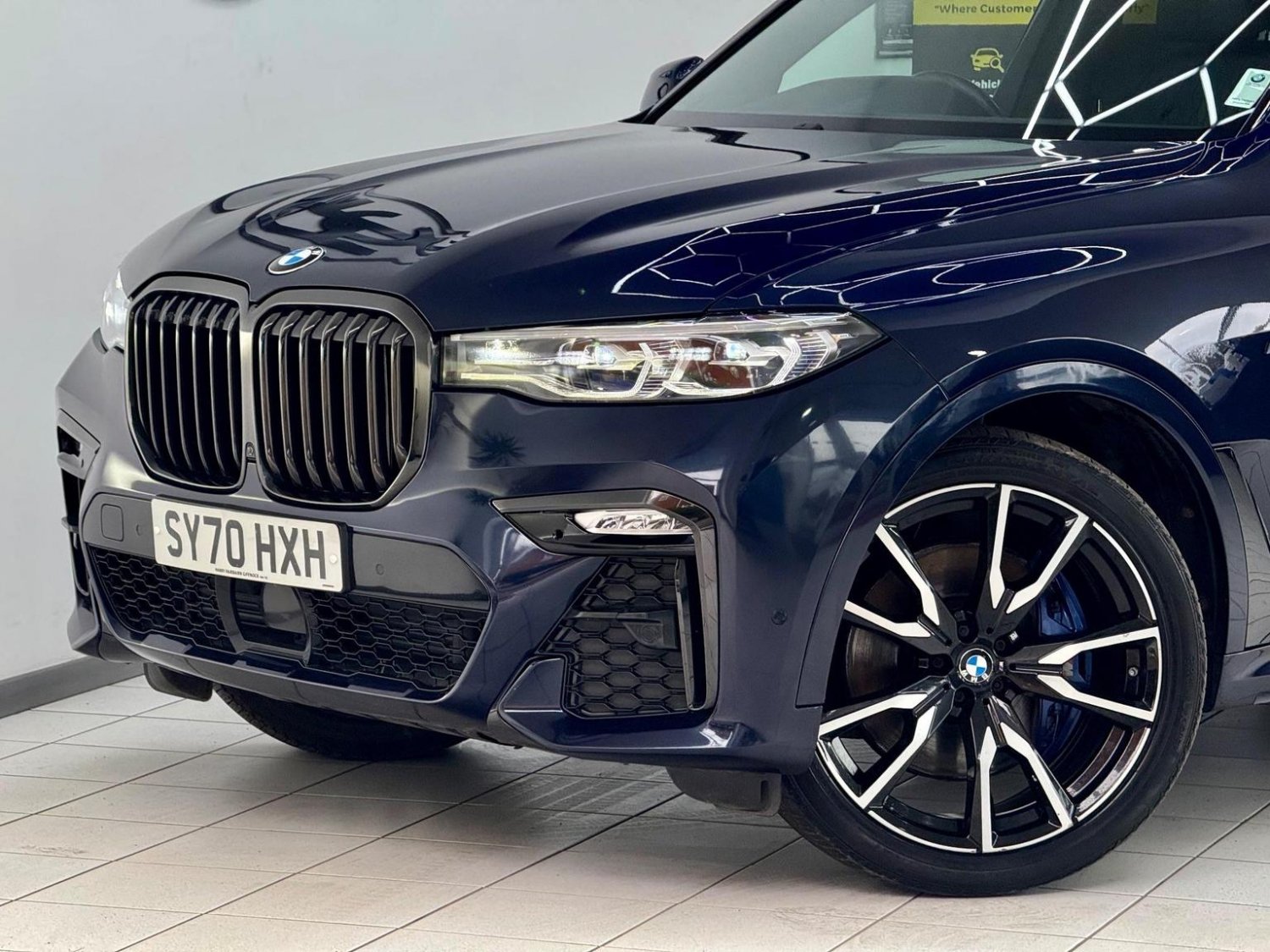 BMW X7