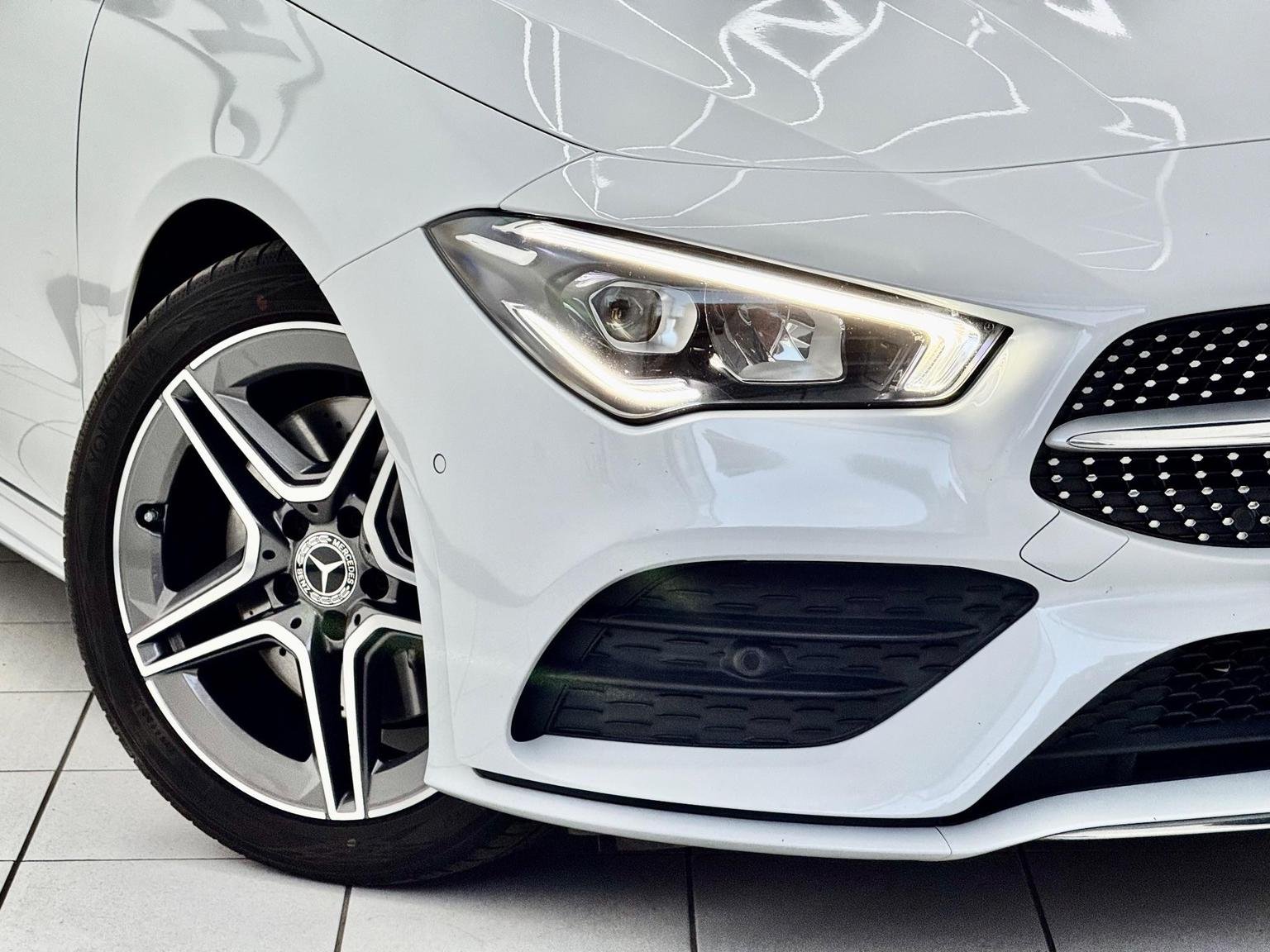 Mercedes Benz CLA