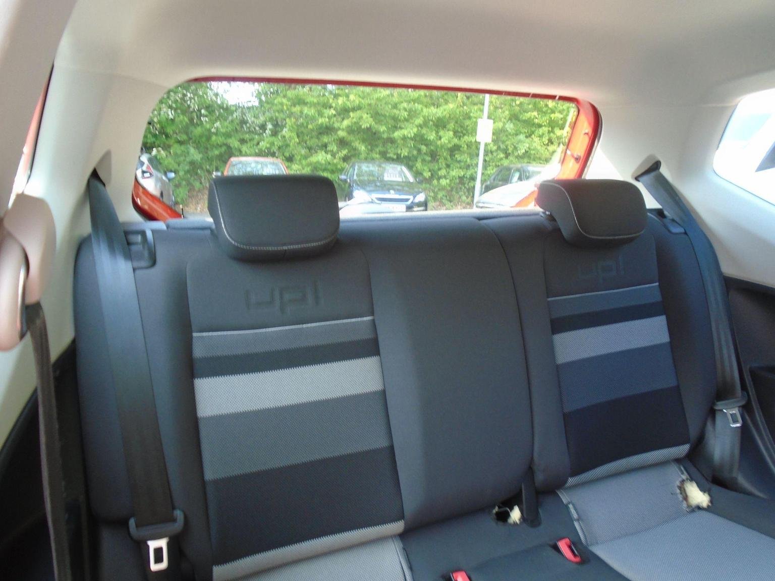 Volkswagen UP