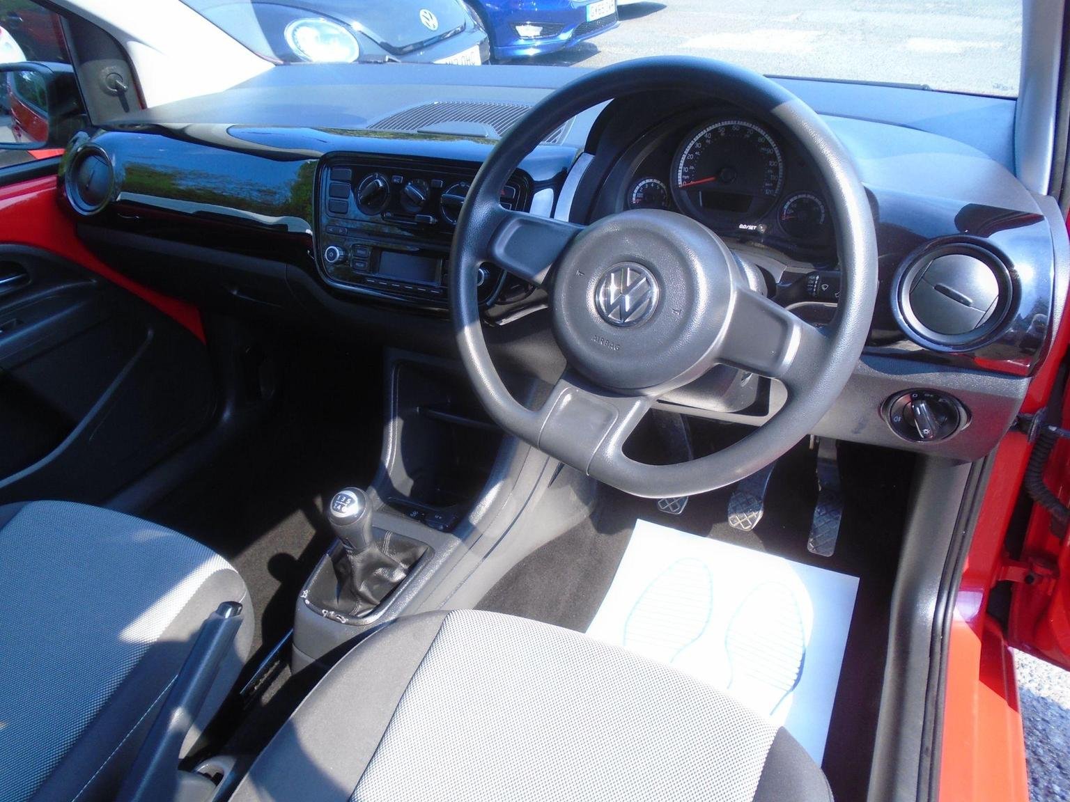 Volkswagen UP