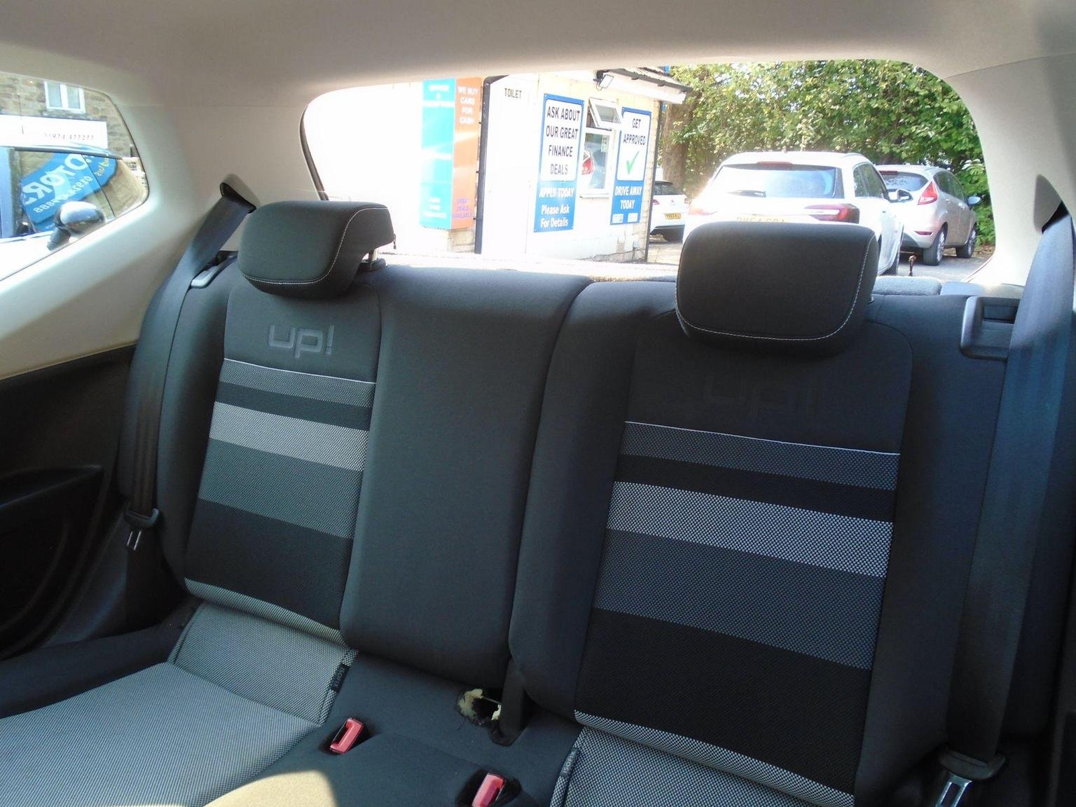 Volkswagen UP