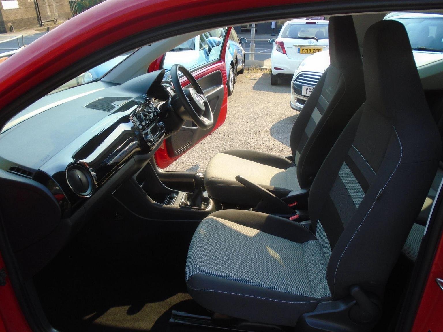Volkswagen UP
