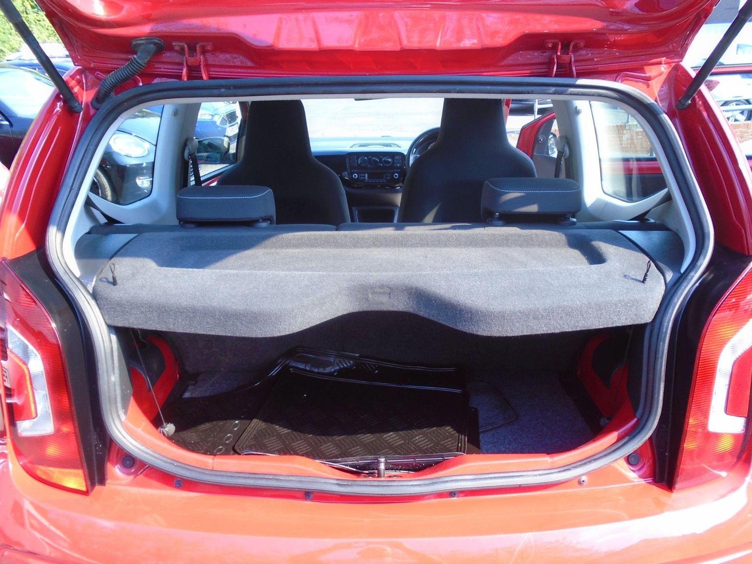 Volkswagen UP