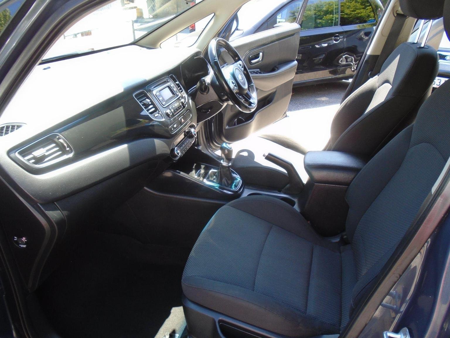 Kia Carens