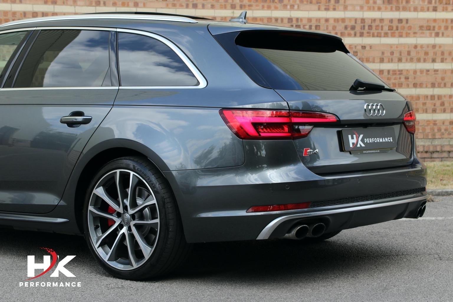 Audi S4