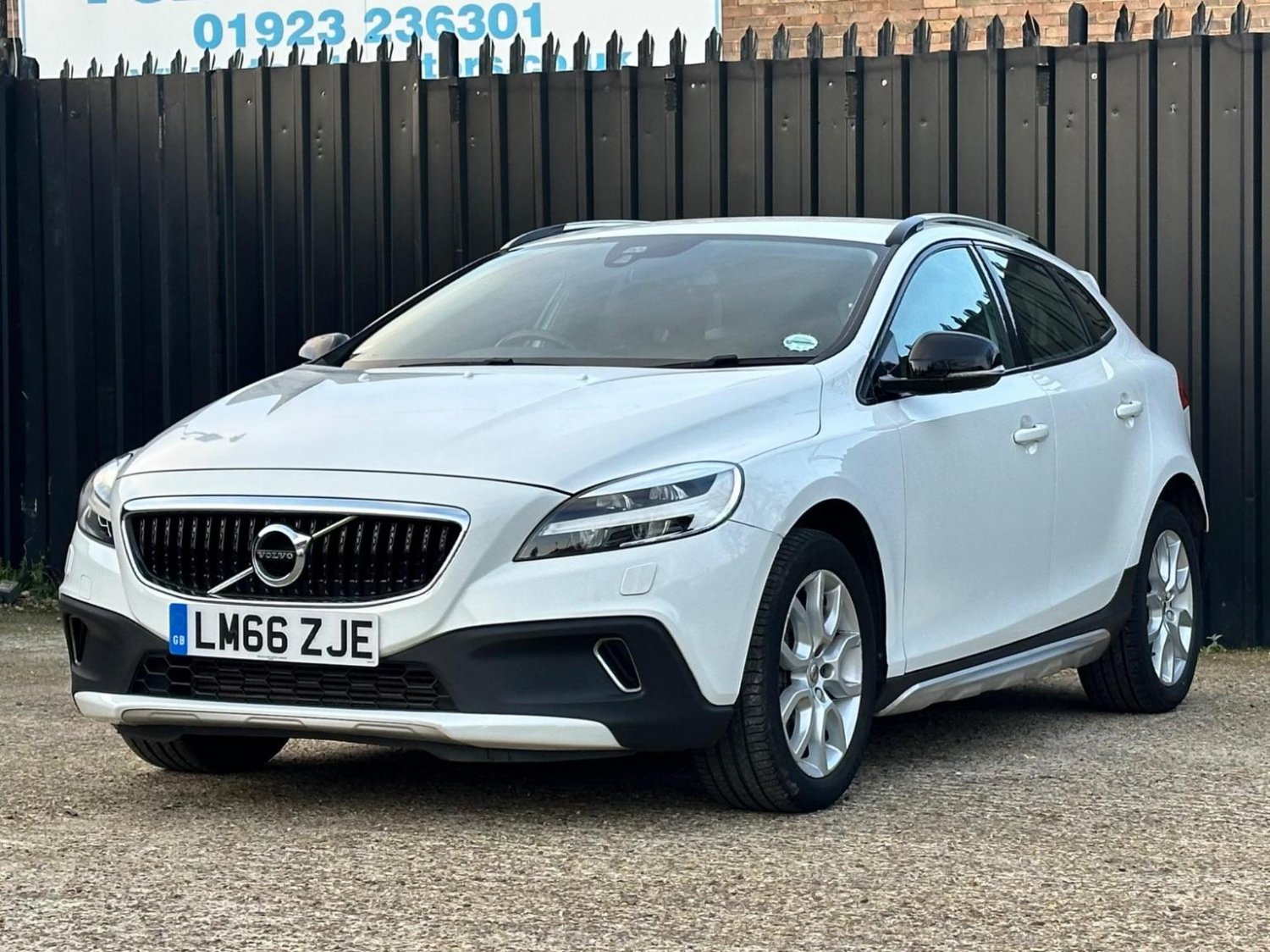 Volvo V40