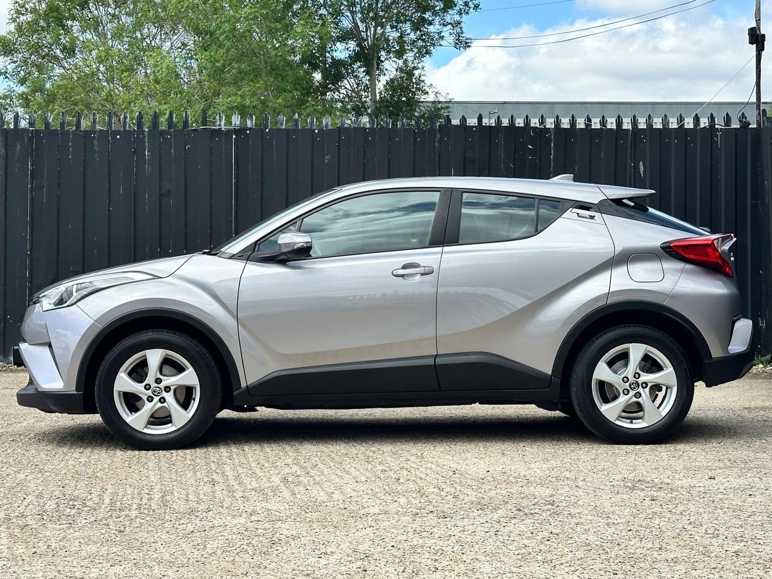 Toyota C HR