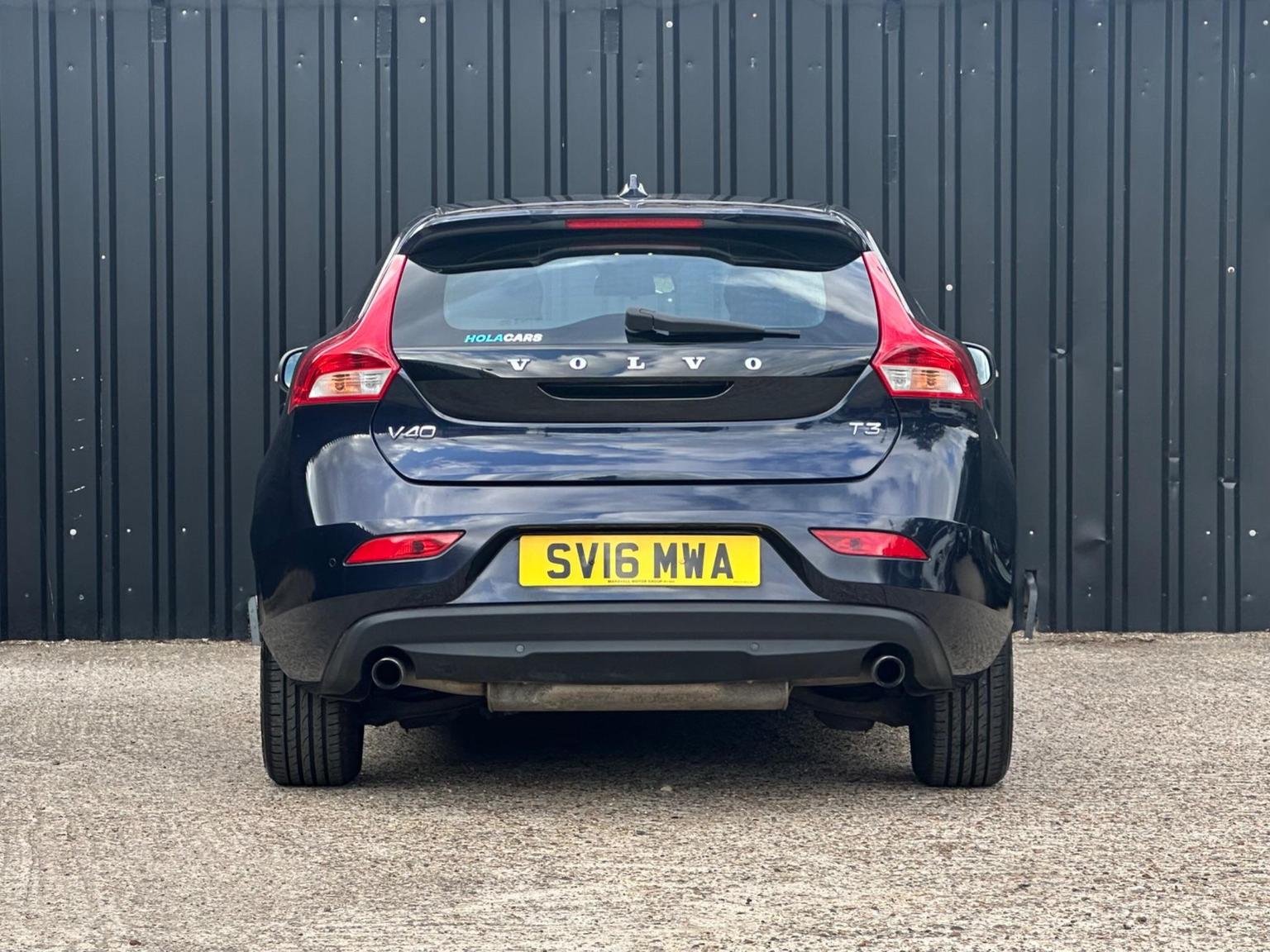 Volvo V40