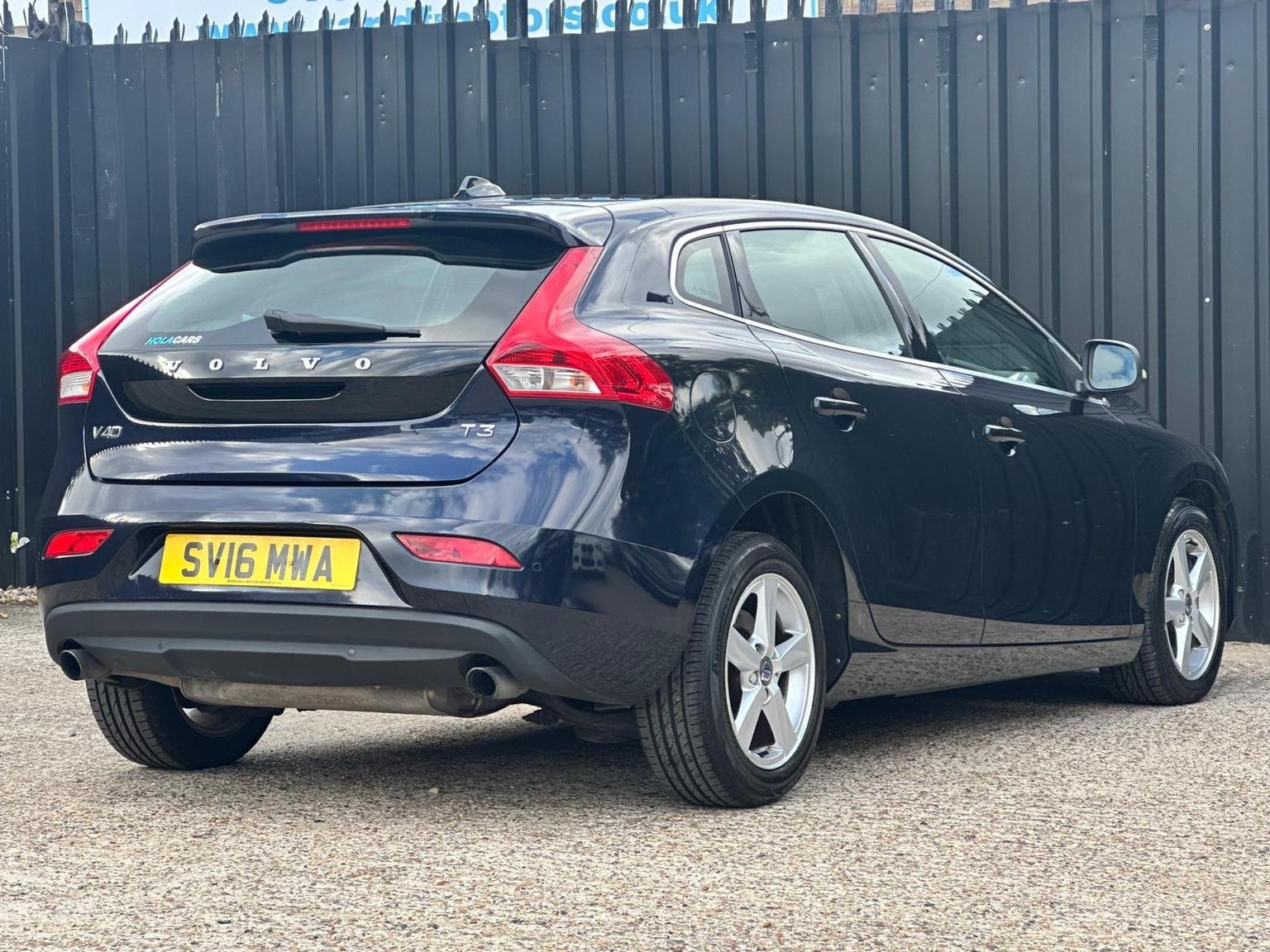 Volvo V40