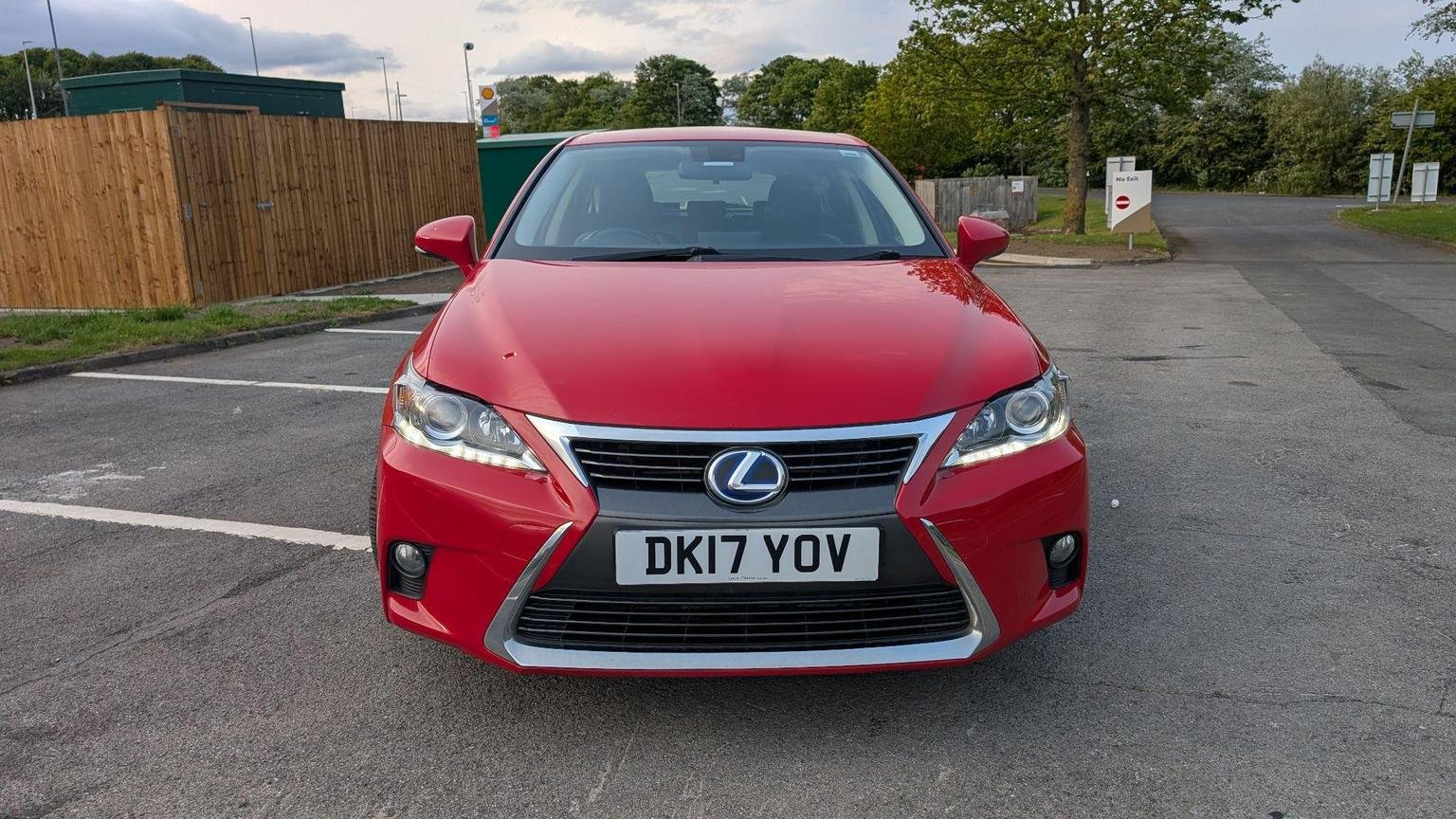 Lexus CT 200h