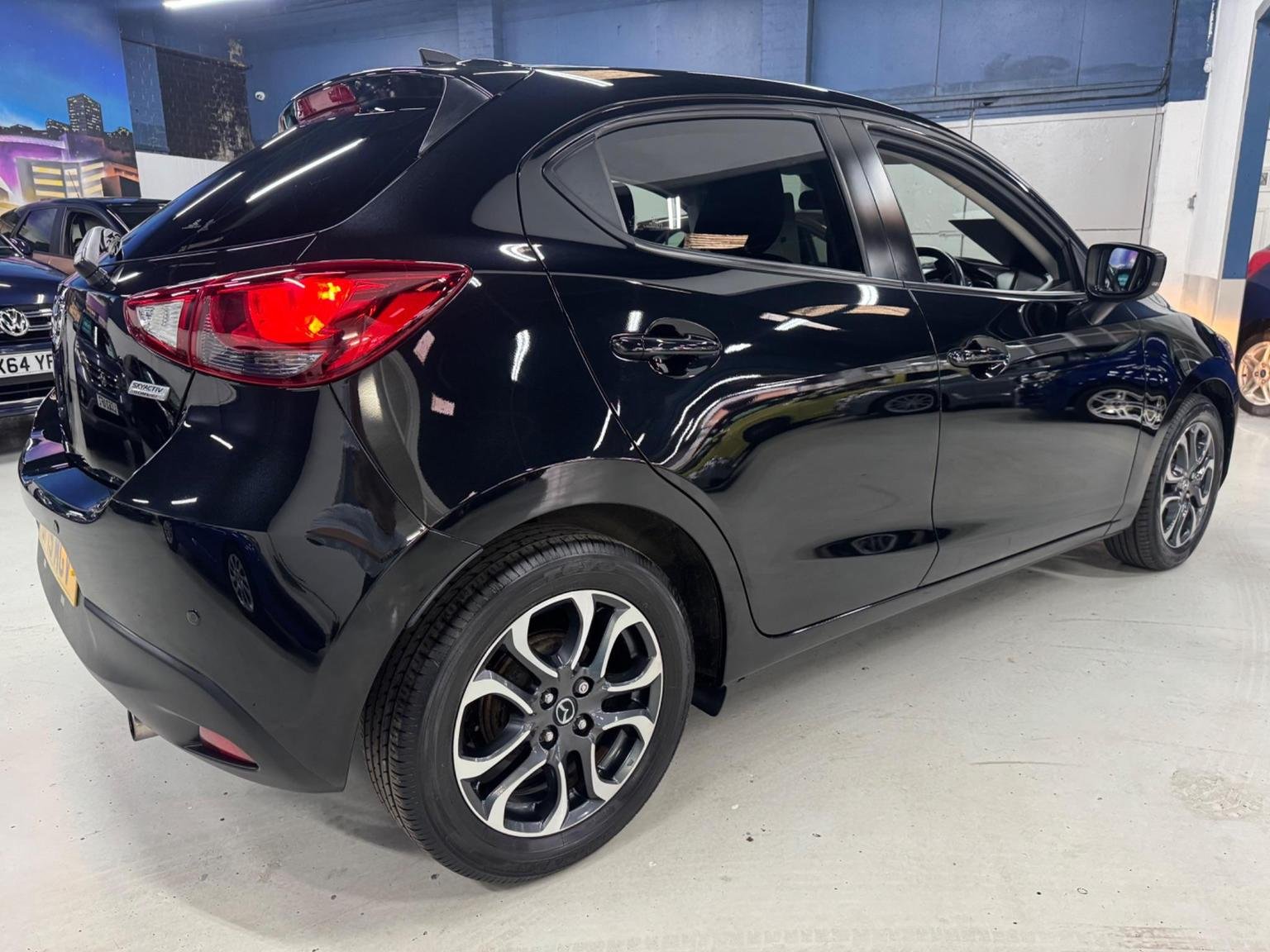 Mazda 2