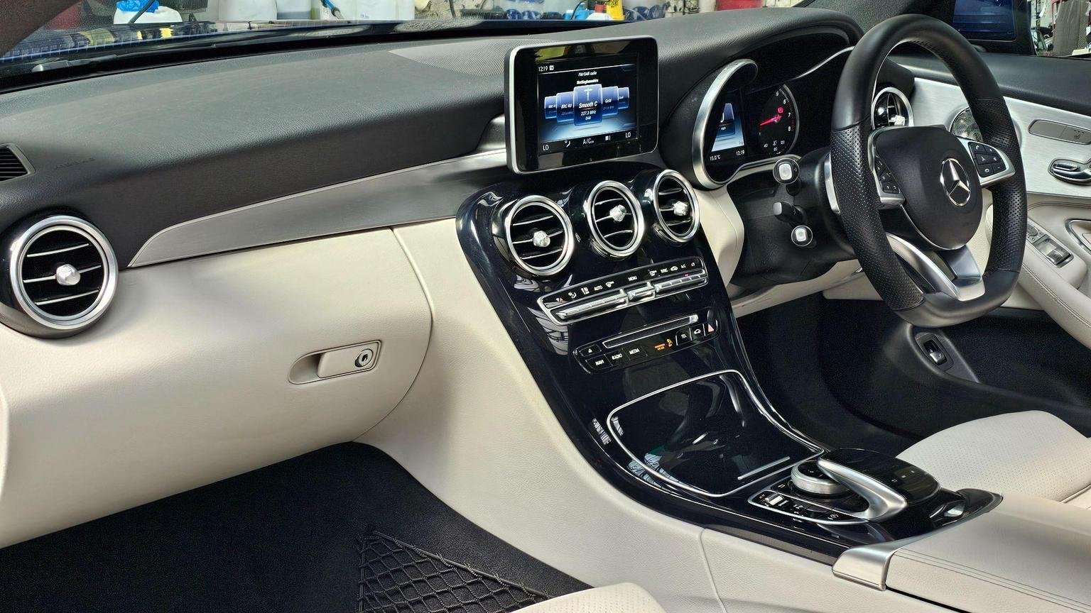 Mercedes Benz C Class