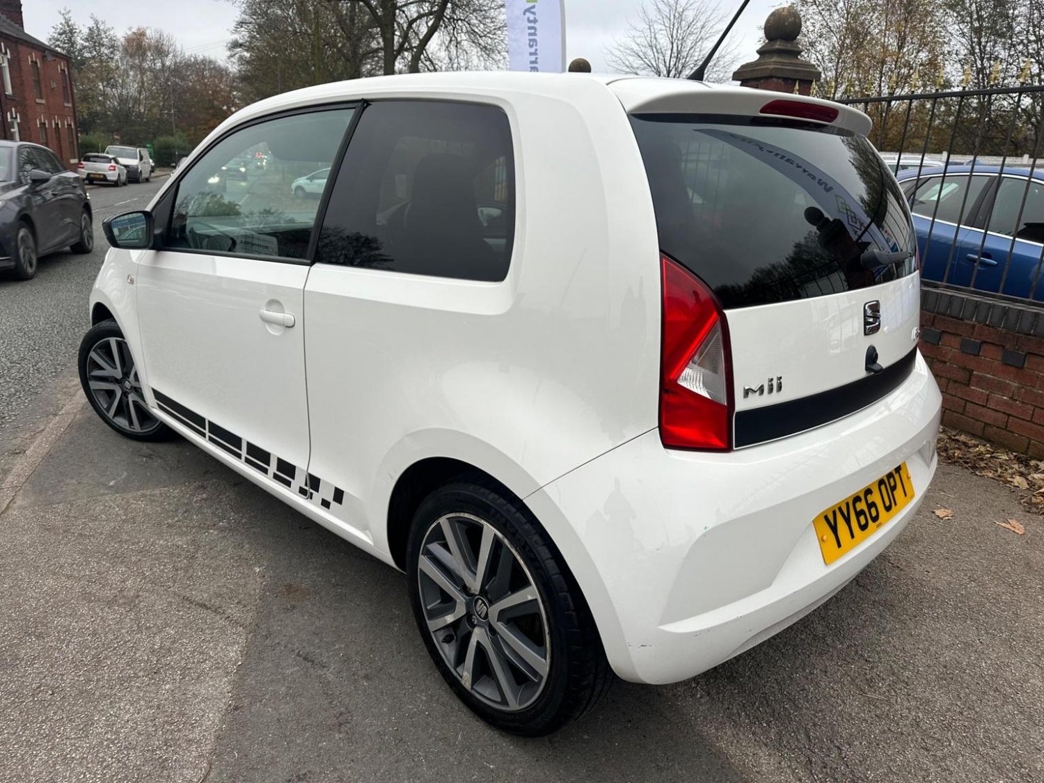 SEAT Mii