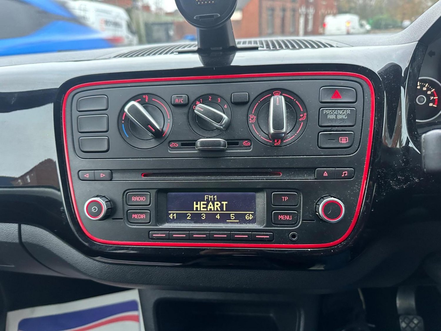 SEAT Mii