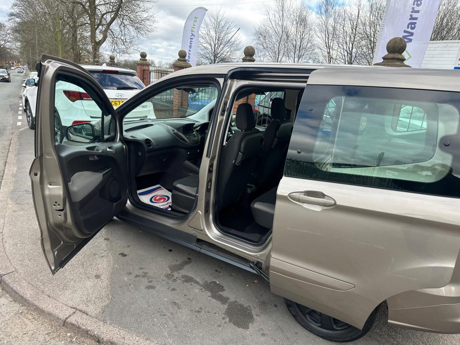 Ford Tourneo