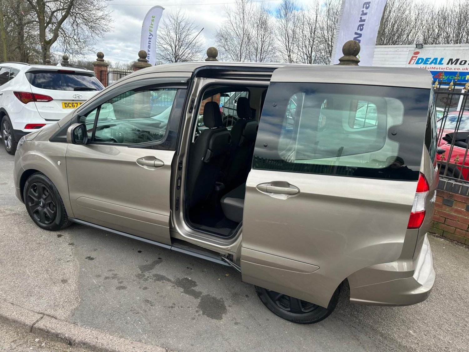 Ford Tourneo