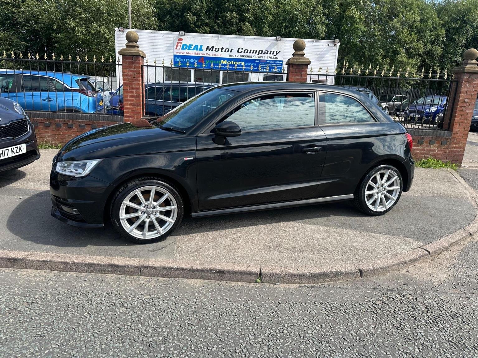Audi A1