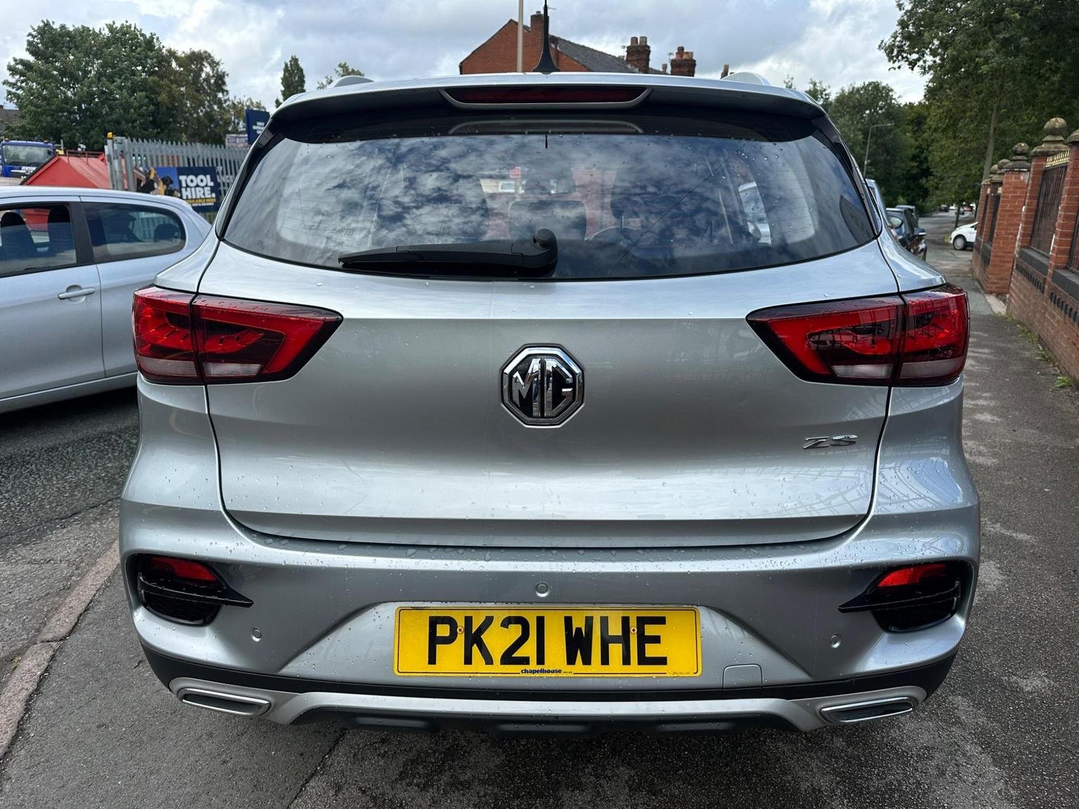 MG ZS