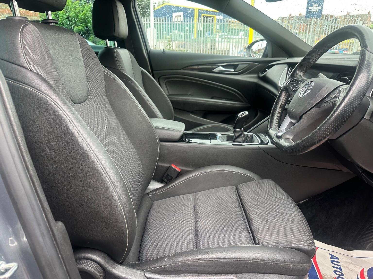 Vauxhall Insignia