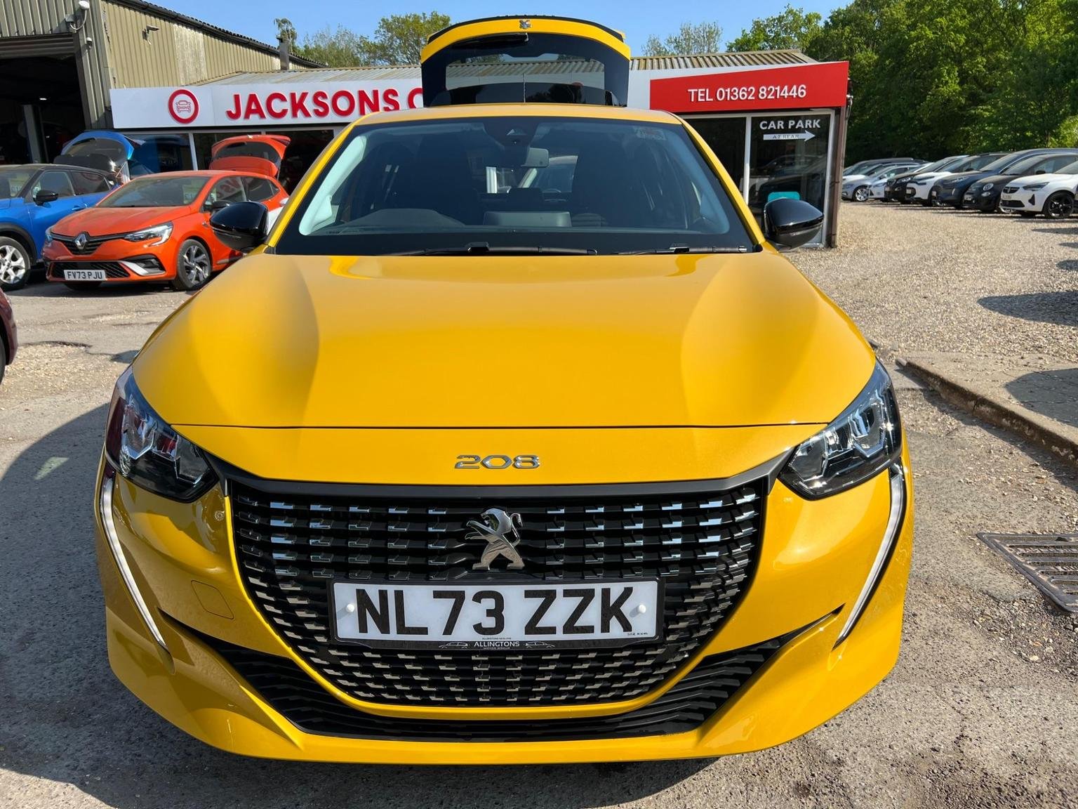 Peugeot 208