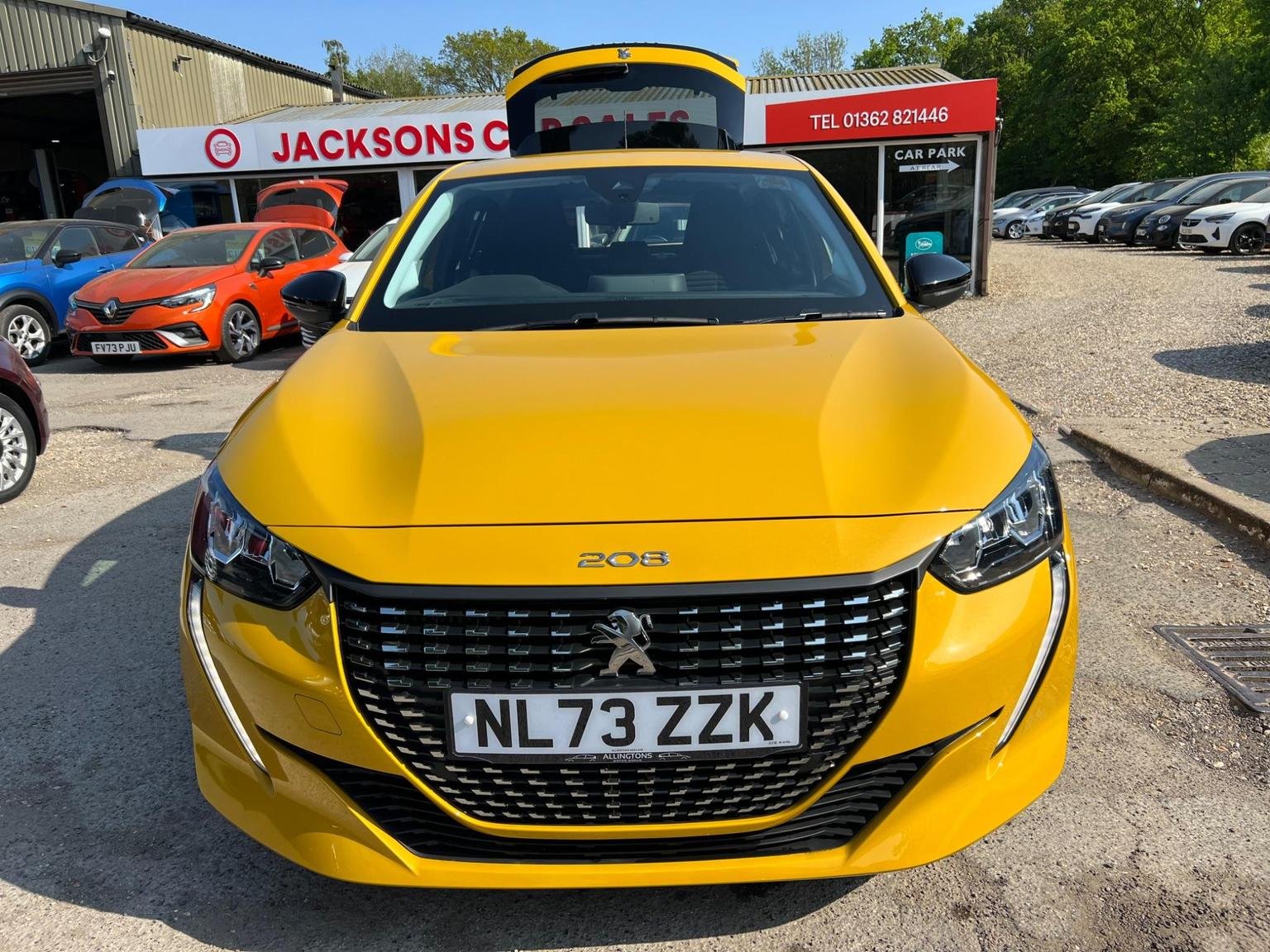 Peugeot 208