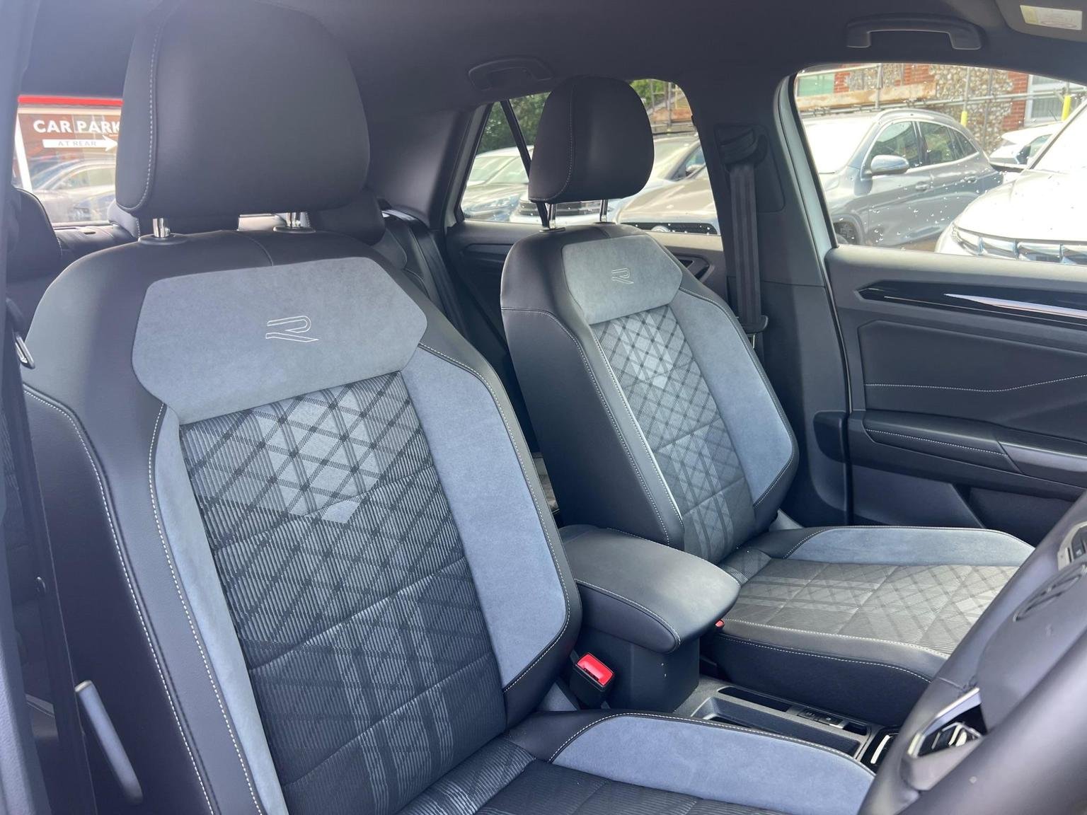 Volkswagen T Roc