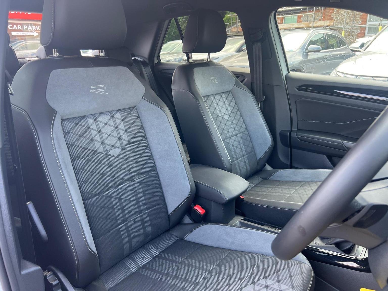 Volkswagen T Roc