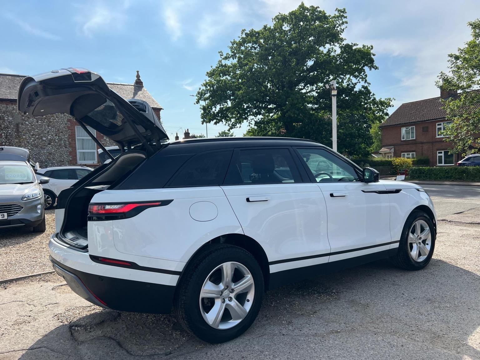Land Rover Range Rover Velar