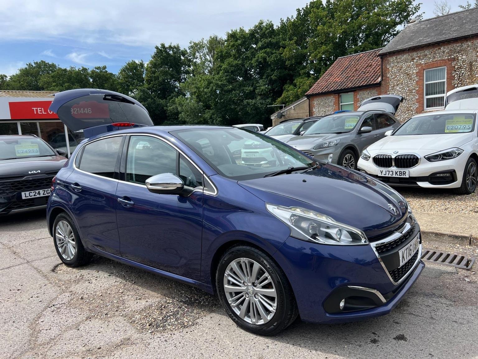 Peugeot 208