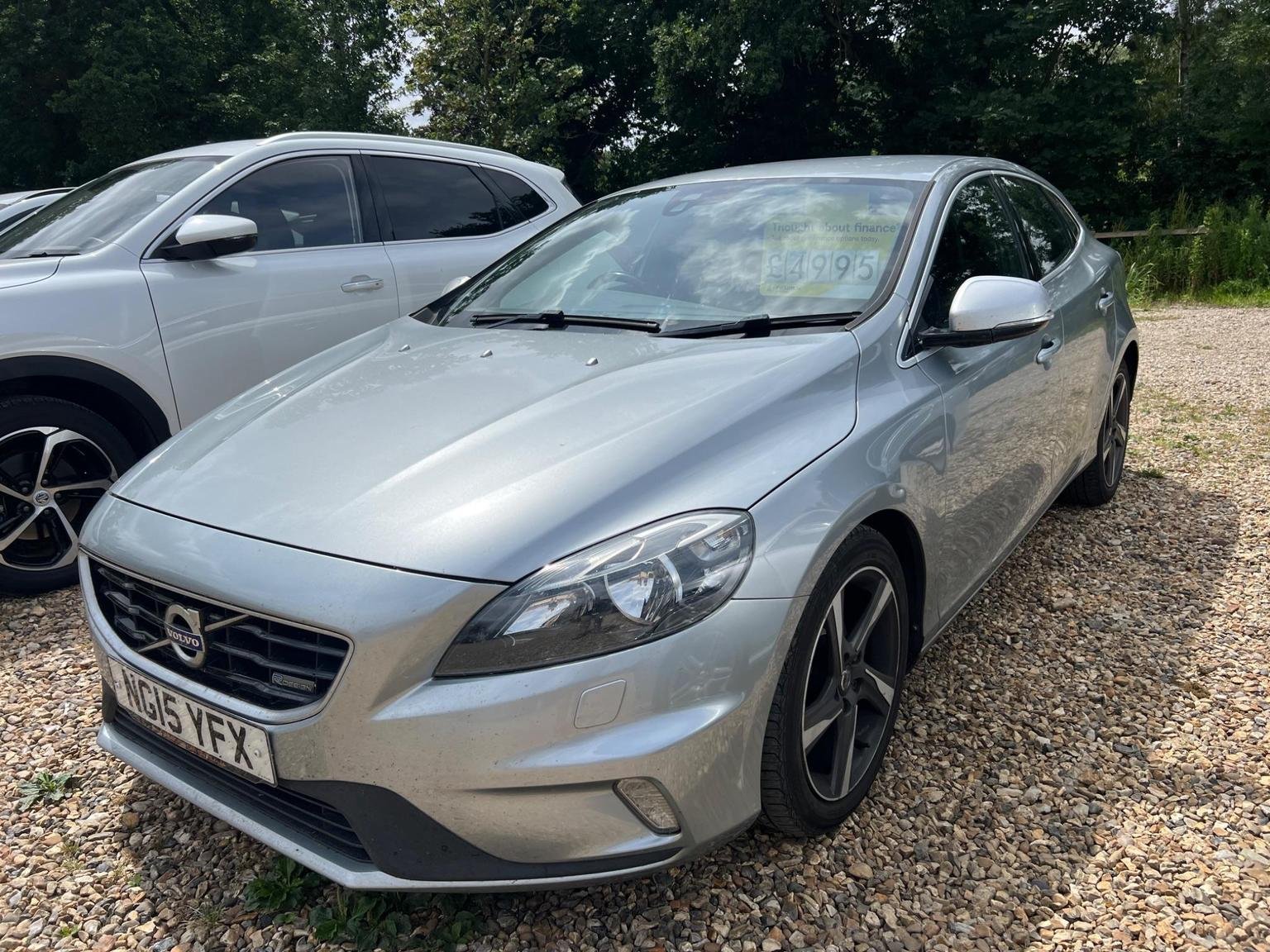 Volvo V40