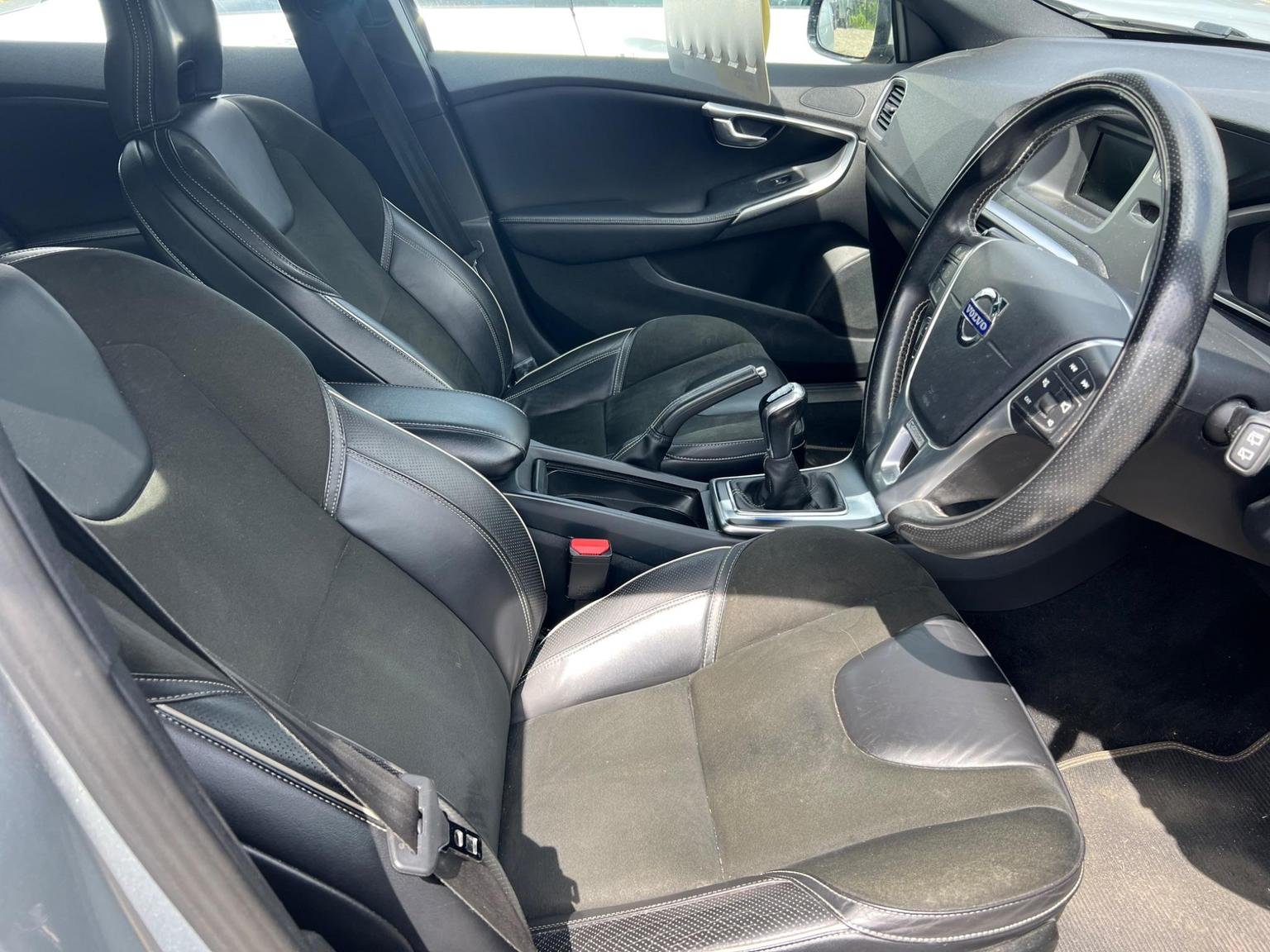 Volvo V40