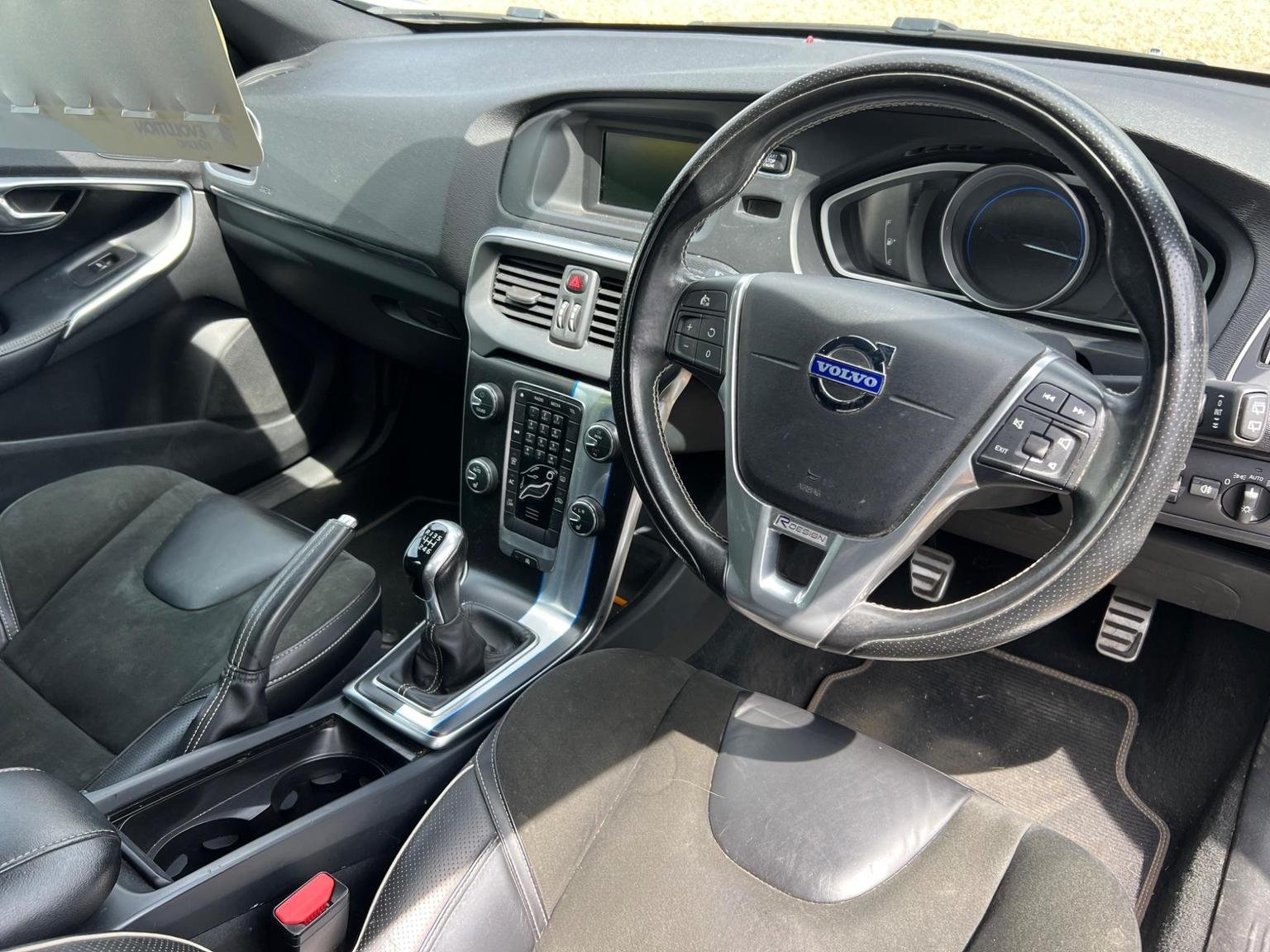 Volvo V40