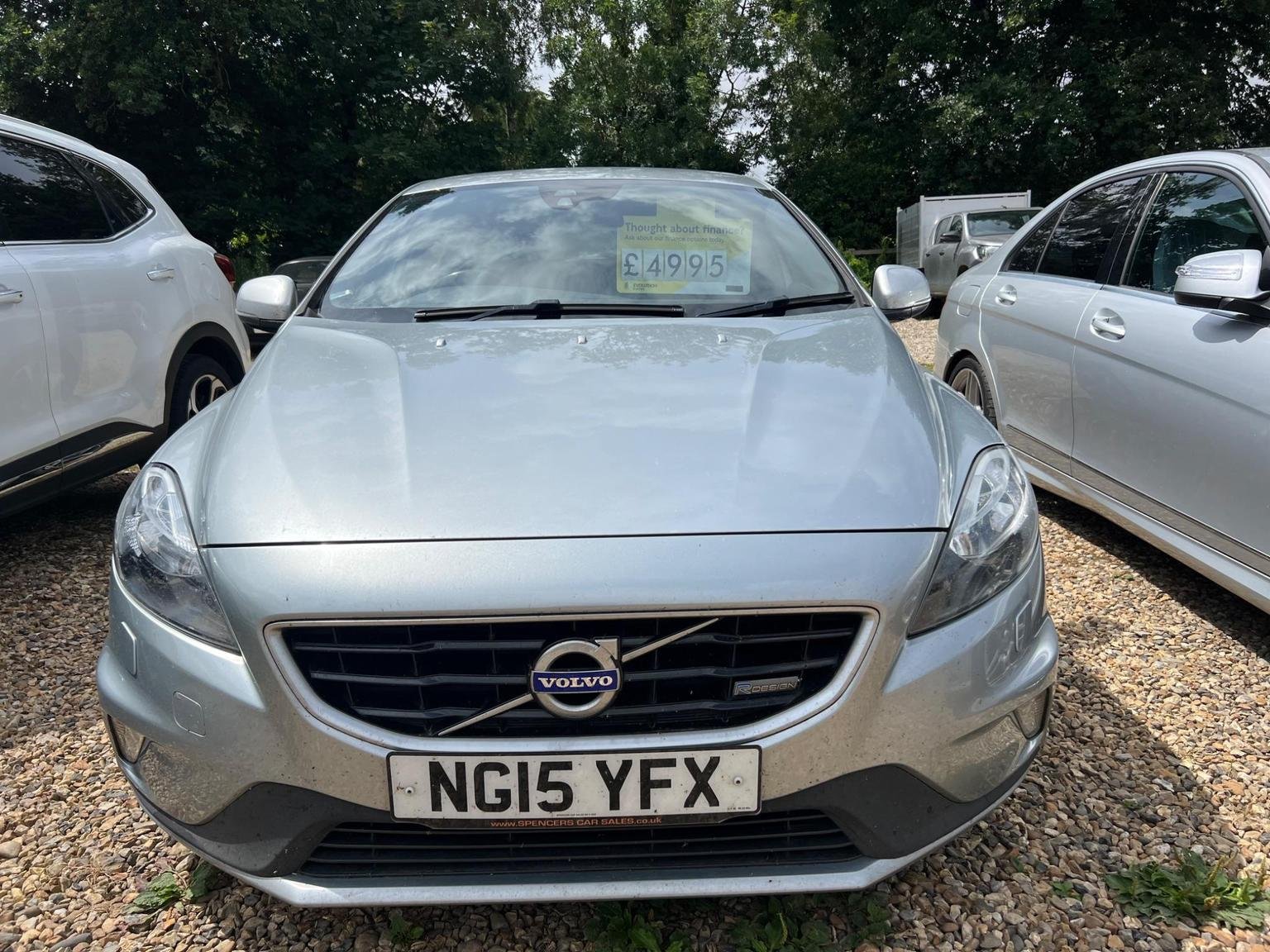 Volvo V40