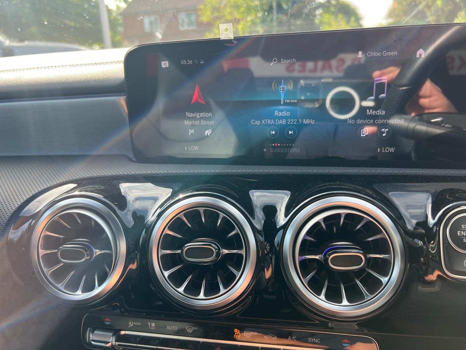 Mercedes Benz CLA