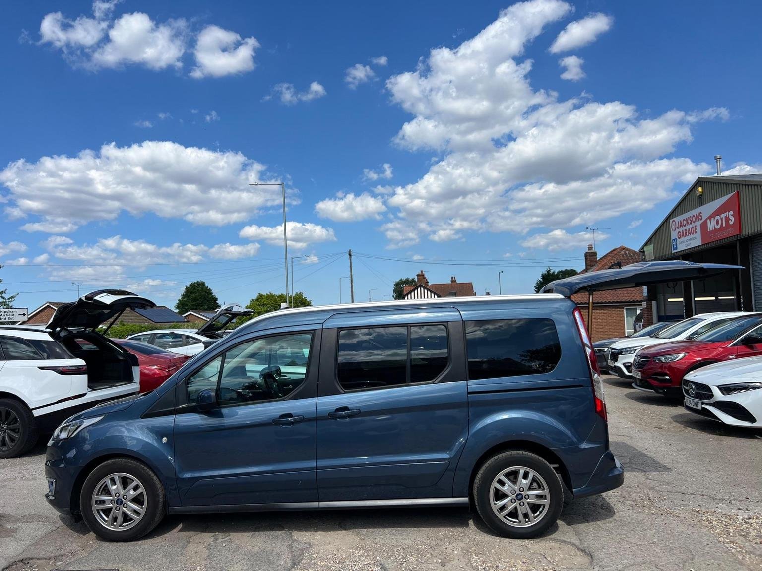 Ford Tourneo