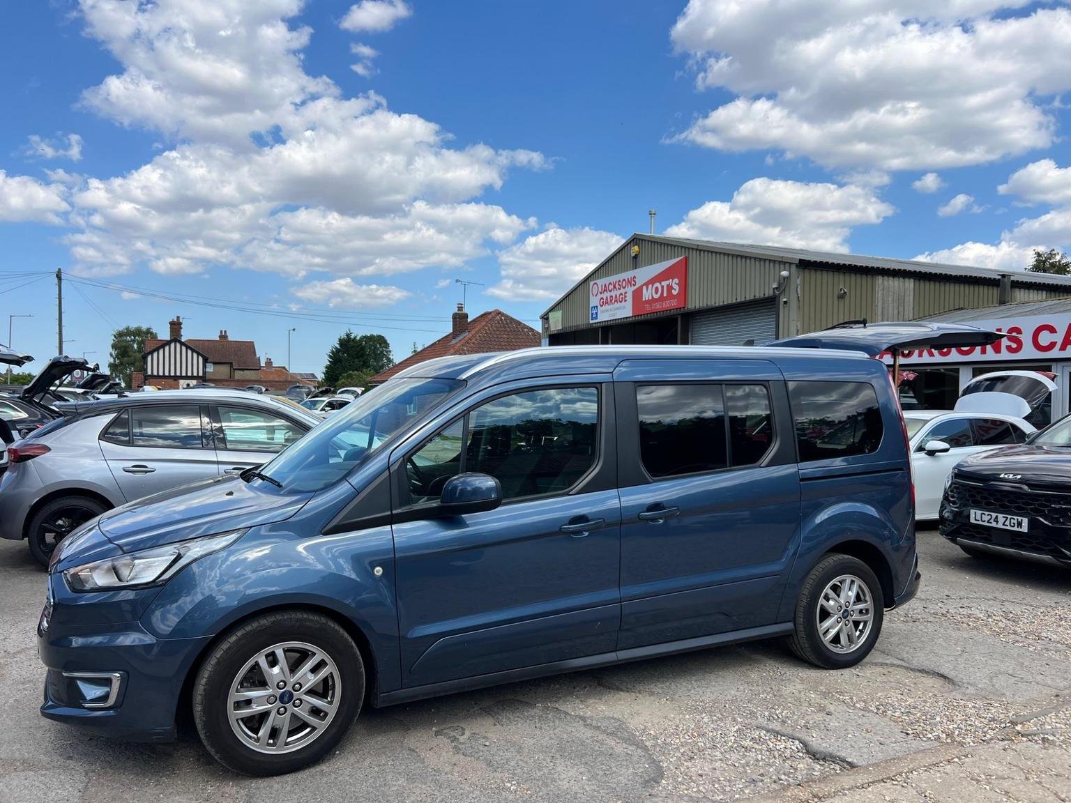 Ford Tourneo