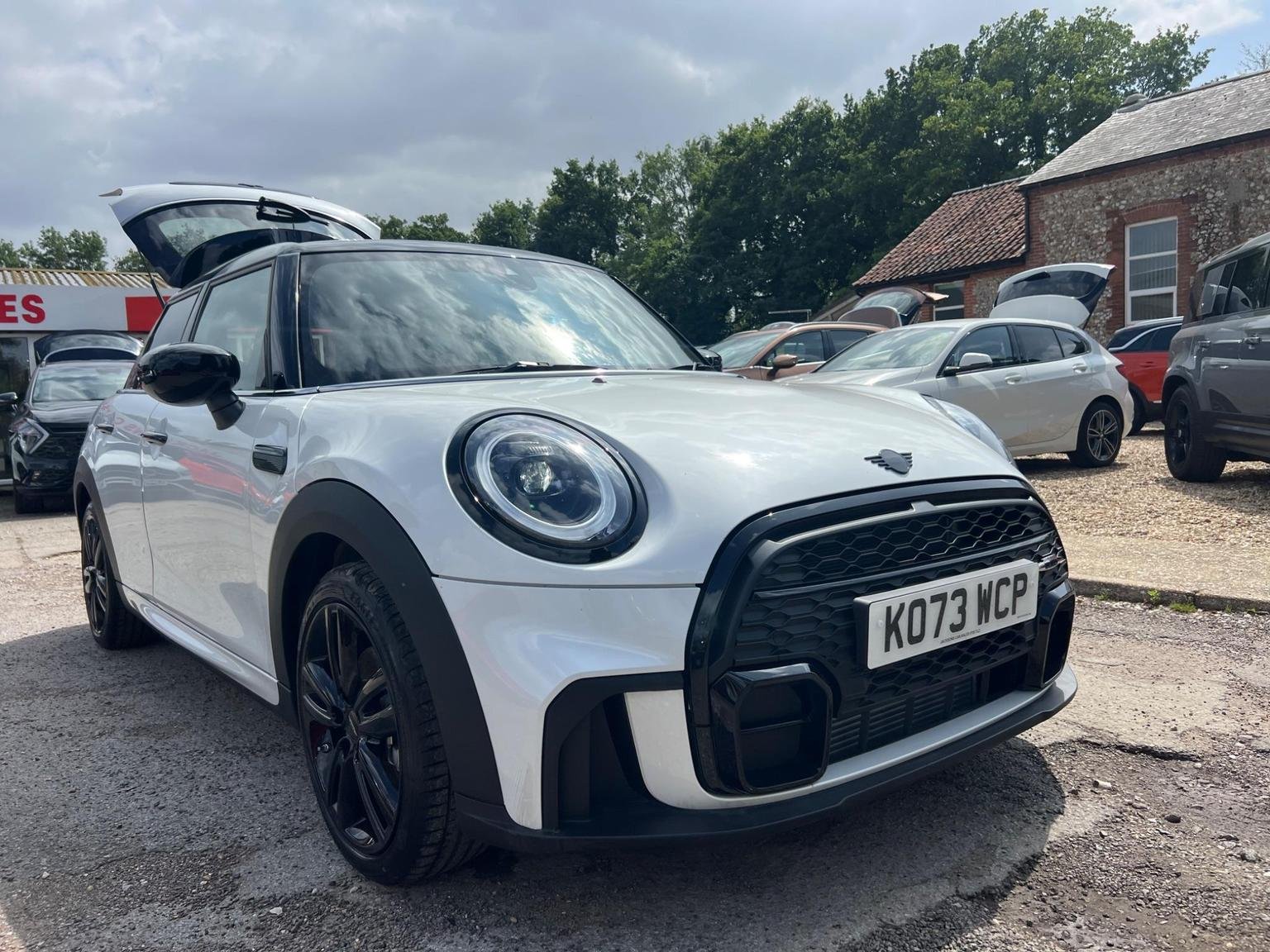 MINI Hatch