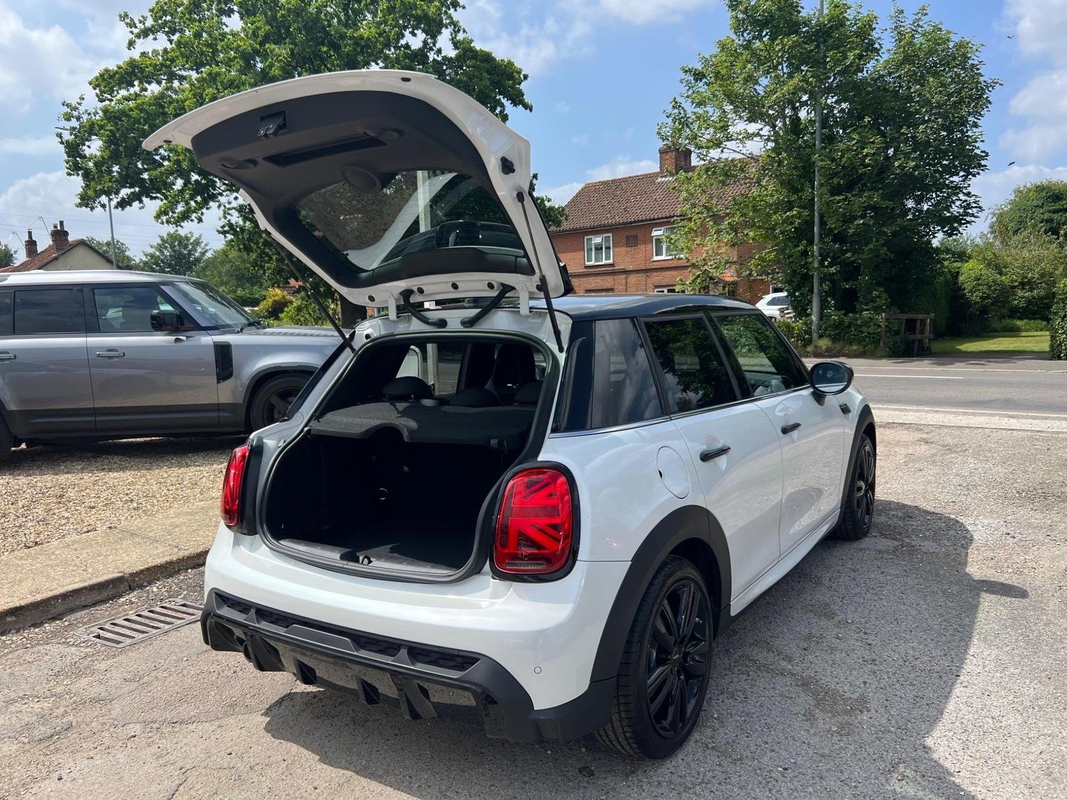 MINI Hatch