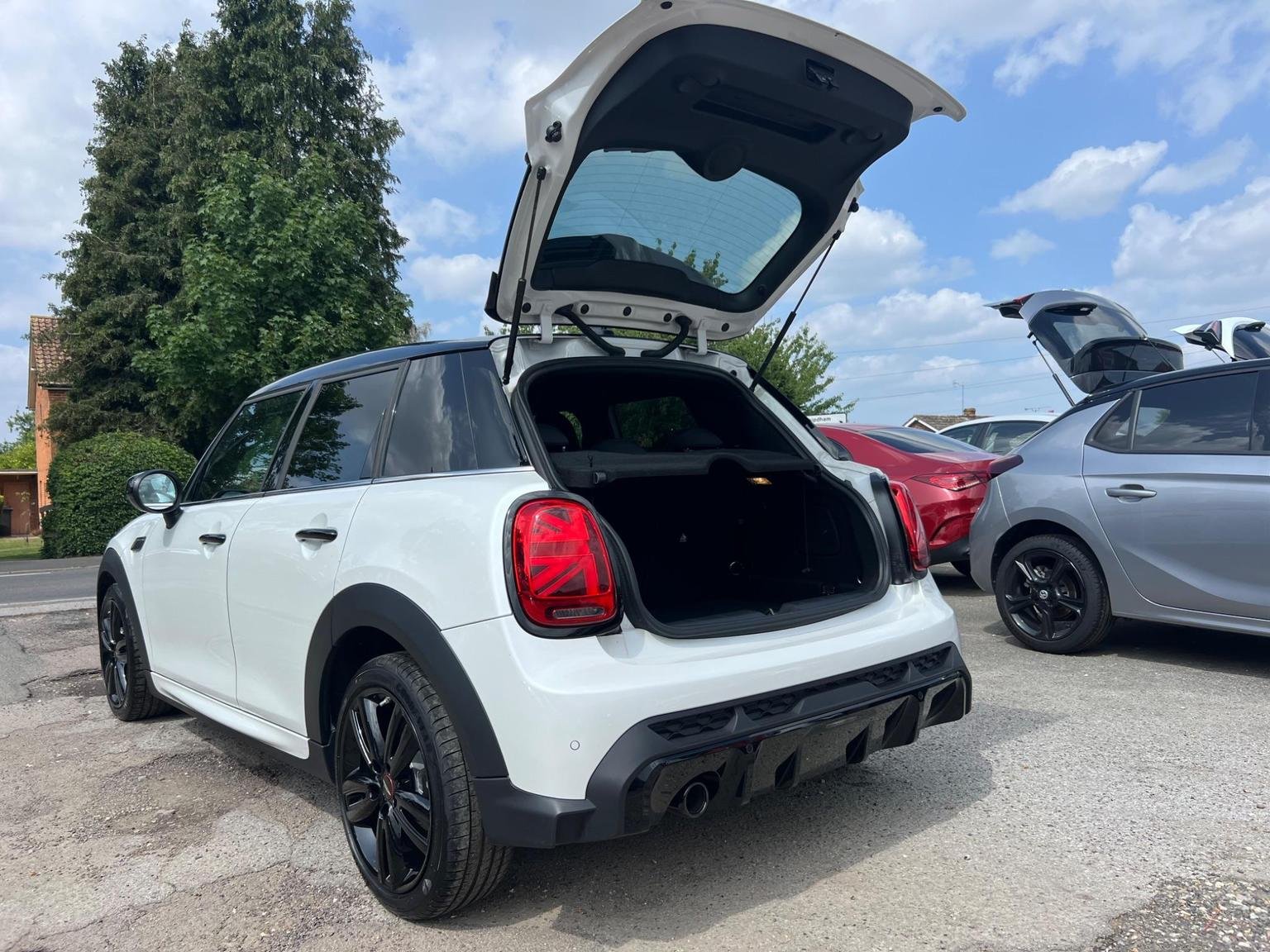 MINI Hatch