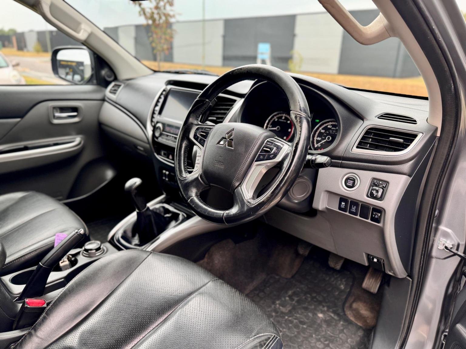 Mitsubishi L200