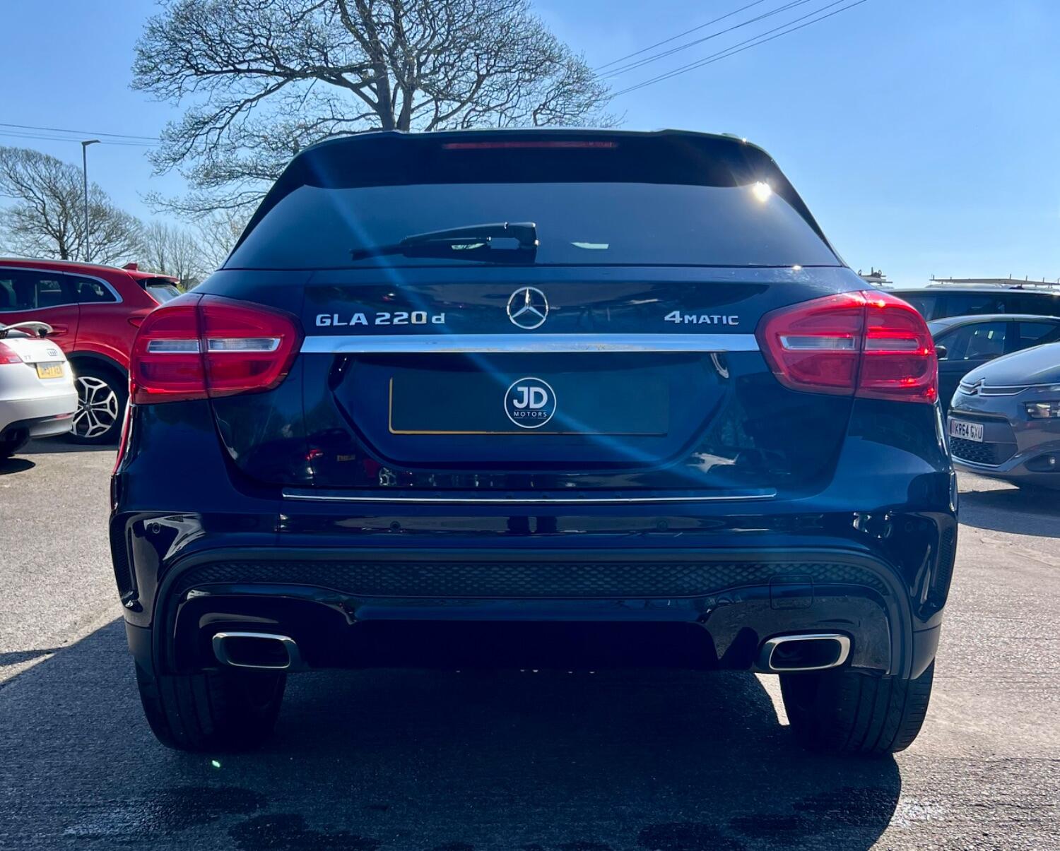 Mercedes Benz GLA Class