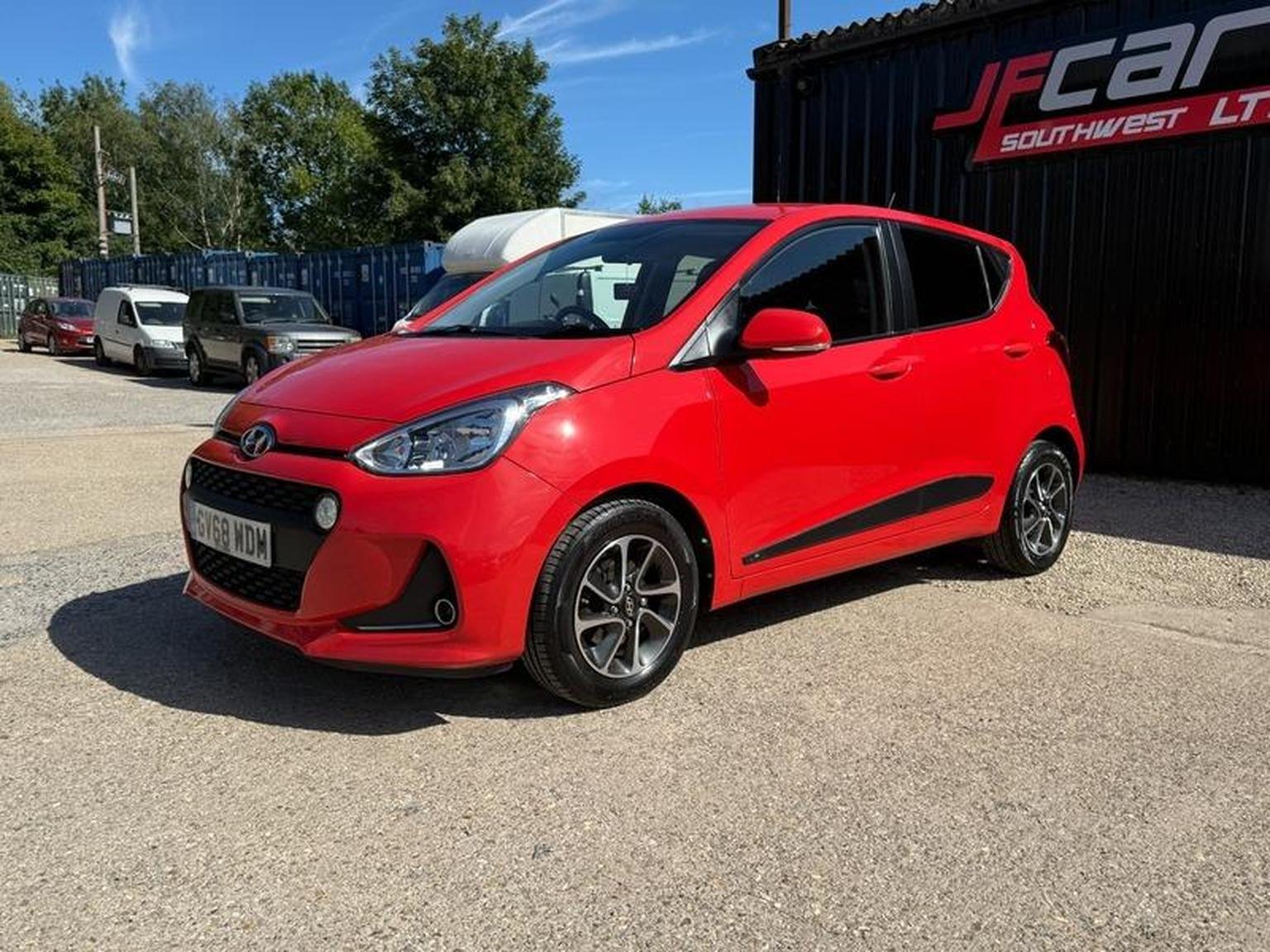 Hyundai i10