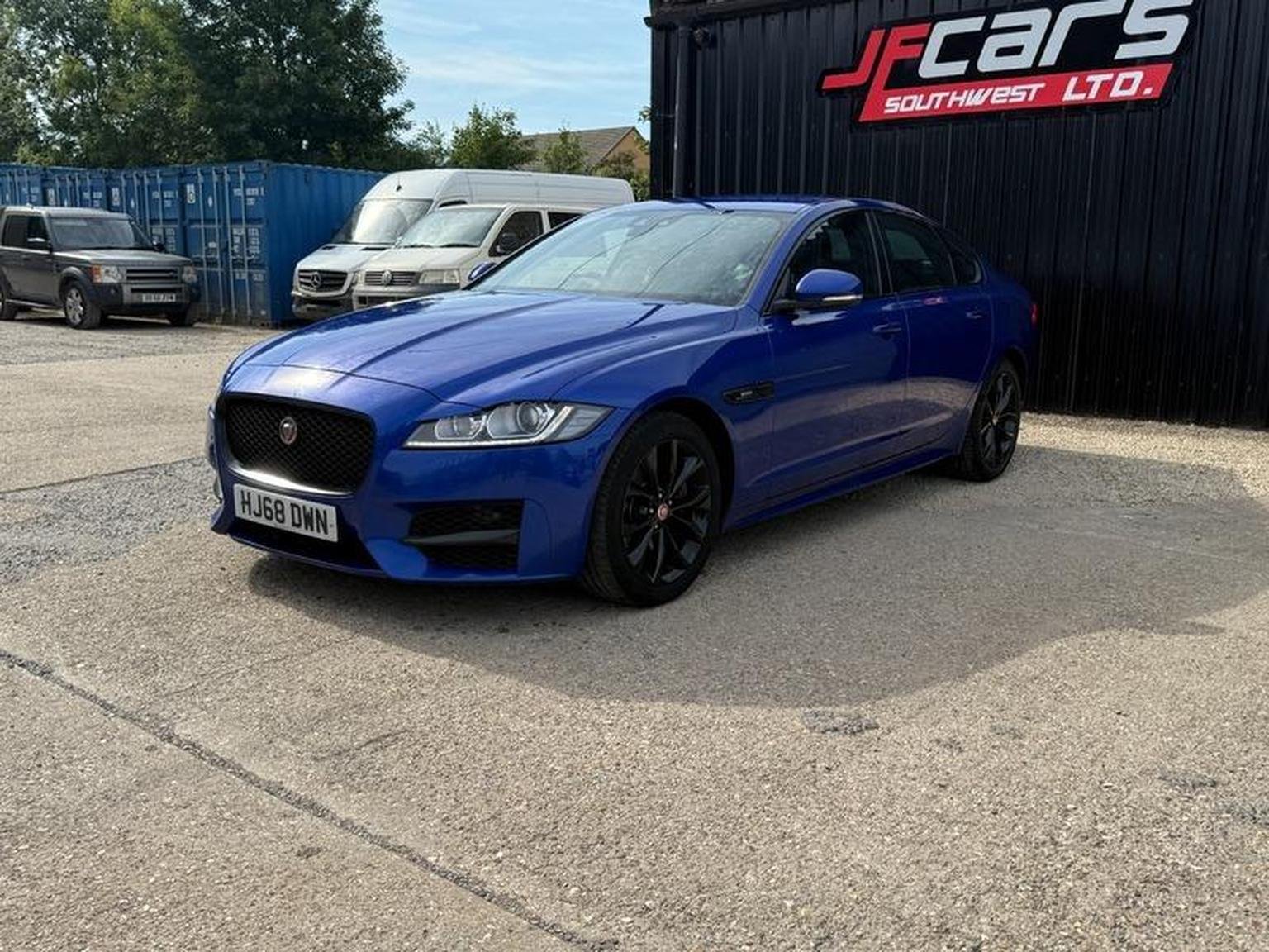 Jaguar XF